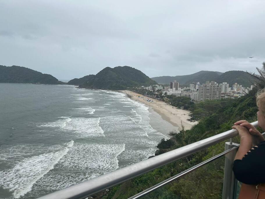 Ap Em Guaruja - 2 Quartos Com Dependencia מראה חיצוני תמונה